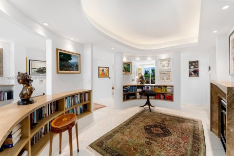 Condominio en venta en Key Biscayne, Florida, 2 dormitorios, 242.01 m2 № 2152800 - foto 5