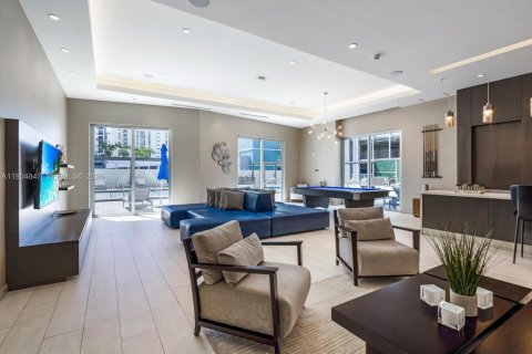 Condominio en alquiler en Miami, Florida, 1 dormitorio, 60.2 m2 № 1956538 - foto 15