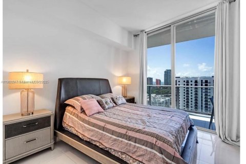 Снять в аренду кондоминиум в Майами, Флорида 1 спальня, 60.2м2, № 1956538 - фото 9