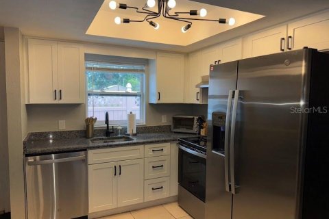 Apartamento en alquiler en Largo, Florida, 2 dormitorios, 75.25 m2 № 1908941 - foto 3
