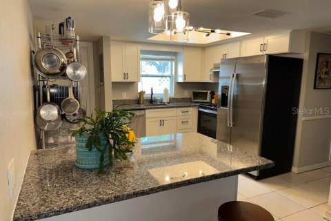 Apartamento en alquiler en Largo, Florida, 2 dormitorios, 75.25 m2 № 1908941 - foto 2