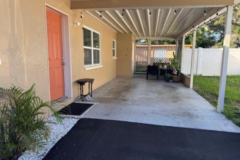 Apartamento en alquiler en Largo, Florida, 2 dormitorios, 75.25 m2 № 1908941 - foto 1