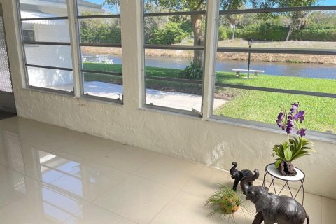 House in Boynton Beach, Florida 2 bedrooms, 146.97 sq.m. № 2392408 - photo 17