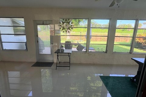 House in Boynton Beach, Florida 2 bedrooms, 146.97 sq.m. № 2392408 - photo 30