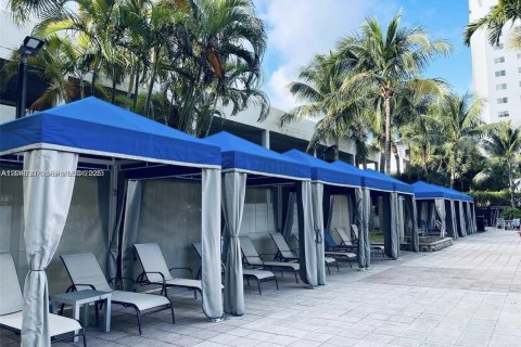 Copropriété à vendre à Sunny Isles Beach, Floride: 2 chambres, 154.68 m2 № 2252239 - photo 23