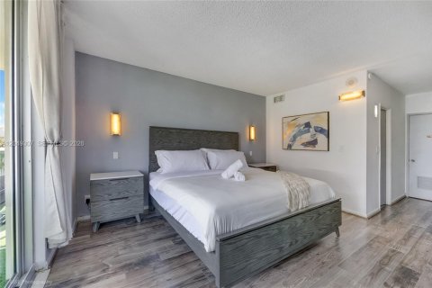 Copropriété à vendre à Sunny Isles Beach, Floride: 2 chambres, 154.68 m2 № 2252239 - photo 18