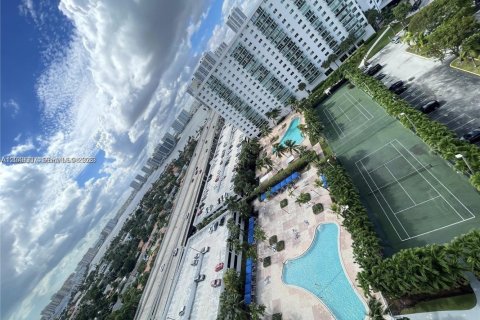 Copropriété à vendre à Sunny Isles Beach, Floride: 2 chambres, 154.68 m2 № 2252239 - photo 26