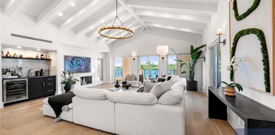 Condo à Miami Beach, Floride, 3 chambres  № 1963664