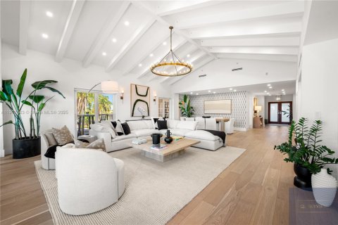 Copropriété à vendre à Miami Beach, Floride: 3 chambres, 254.92 m2 № 1963664 - photo 4