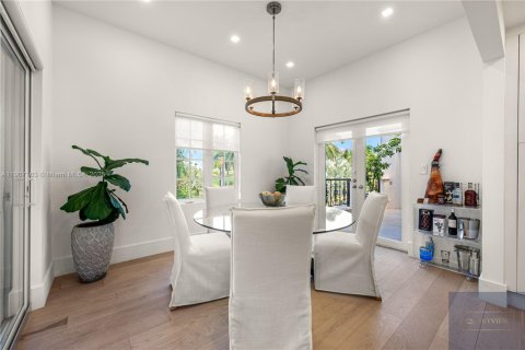 Copropriété à vendre à Miami Beach, Floride: 3 chambres, 254.92 m2 № 1963664 - photo 19