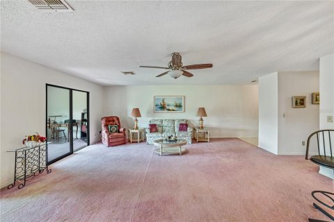 Condominio en venta en Sun City Center, Florida, 2 dormitorios, 146.69 m2 № 1681769 - foto 15