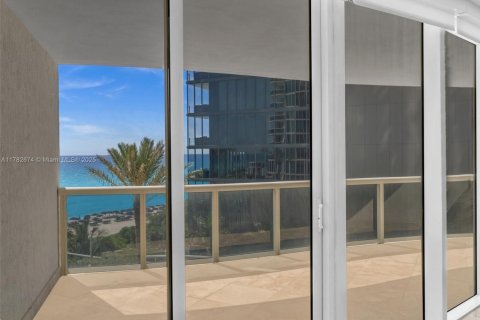 Copropriété à vendre à Sunny Isles Beach, Floride: 2 chambres, 175.21 m2 № 1942977 - photo 27