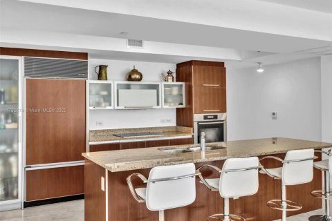 Copropriété à vendre à Sunny Isles Beach, Floride: 2 chambres, 175.21 m2 № 1942977 - photo 22