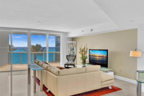 Copropriété à vendre à Sunny Isles Beach, Floride: 2 chambres, 175.21 m2 № 1942977 - photo 6