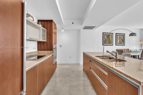 Copropriété à vendre à Sunny Isles Beach, Floride: 2 chambres, 175.21 m2 № 1942977 - photo 24