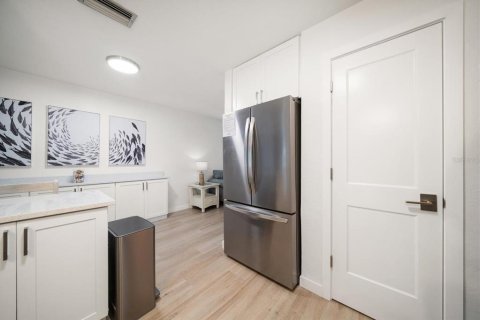 Villa ou maison à vendre à Indian Rocks Beach, Floride: 2 chambres, 125.51 m2 № 1912213 - photo 18