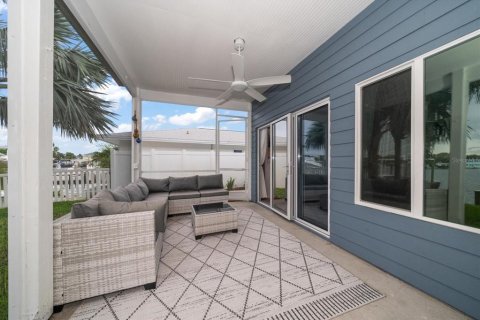 Villa ou maison à vendre à Indian Rocks Beach, Floride: 2 chambres, 125.51 m2 № 1912213 - photo 21