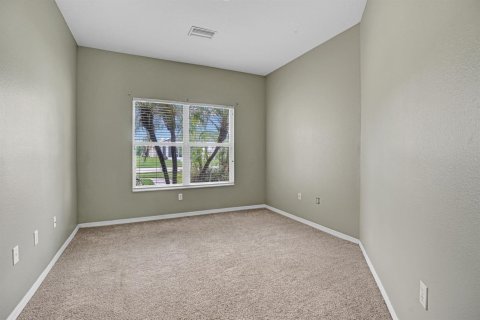 Villa ou maison à vendre à Port St. Lucie, Floride: 2 chambres, 139.91 m2 № 2328940 - photo 22