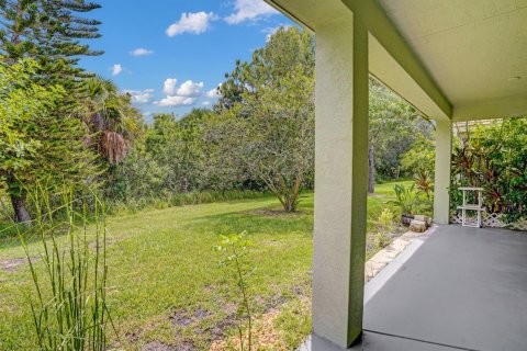 Villa ou maison à vendre à Port St. Lucie, Floride: 2 chambres, 139.91 m2 № 2328940 - photo 16
