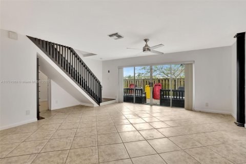 Townhouse in Sunrise, Florida 2 bedrooms, 128.95 sq.m. № 1728367 - photo 20