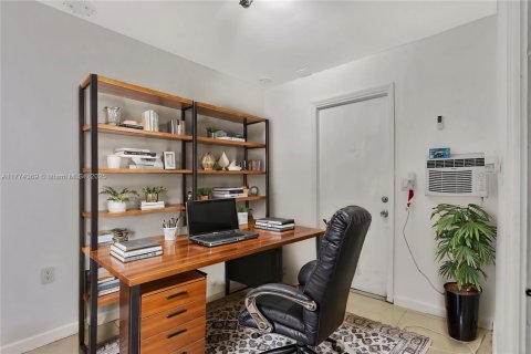 Townhouse in Sunrise, Florida 2 bedrooms, 128.95 sq.m. № 1728367 - photo 16