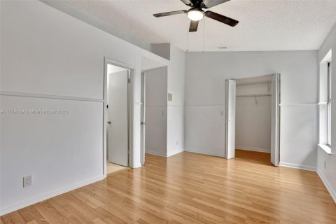 Townhouse in Sunrise, Florida 2 bedrooms, 128.95 sq.m. № 1728367 - photo 30
