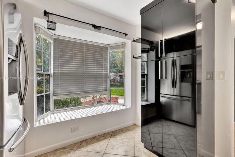 Townhouse in Sunrise, Florida 2 bedrooms, 128.95 sq.m. № 1728367 - photo 10