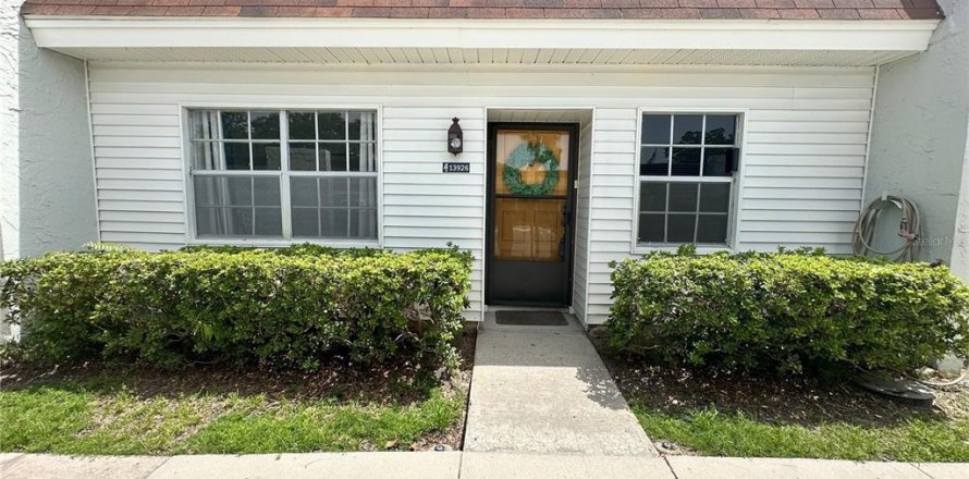 House in Seminole, Florida 2 bedrooms, 80.36 sq.m. № 1771401