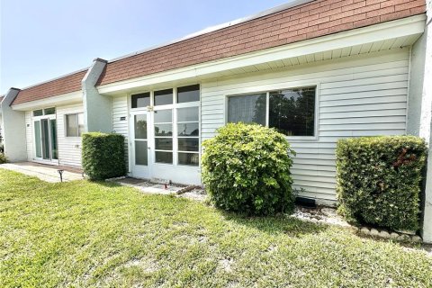 House in Seminole, Florida 2 bedrooms, 80.36 sq.m. № 1771401 - photo 23
