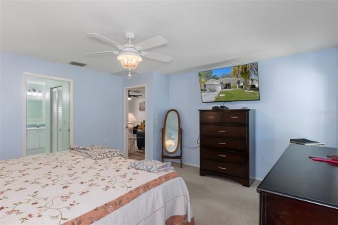 House in Spring Hill, Florida 2 bedrooms, 158.12 sq.m. № 1519210 - photo 27