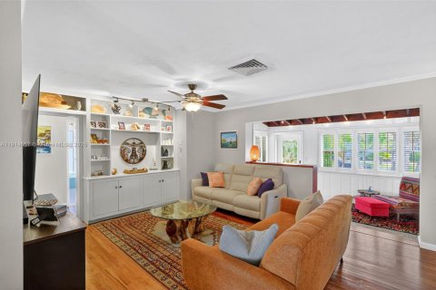 Casa en venta en Hollywood, Florida, 3 dormitorios, 135.82 m2 № 1983505 - foto 10