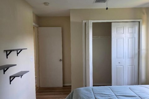 Villa ou maison à louer à Orlando, Floride: 4 chambres, 180.69 m2 № 2396089 - photo 18