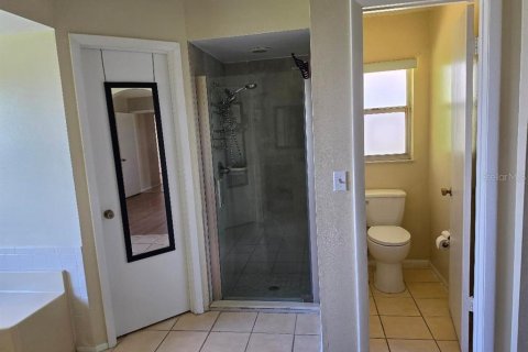Villa ou maison à louer à Orlando, Floride: 4 chambres, 180.69 m2 № 2396089 - photo 14