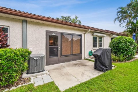 Condo in Dunedin, Florida, 2 bedrooms  № 1903958 - photo 28