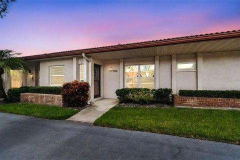 Condo in Dunedin, Florida, 2 bedrooms  № 1903958 - photo 1