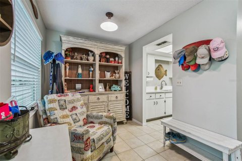 Condo in Dunedin, Florida, 2 bedrooms  № 1903958 - photo 7