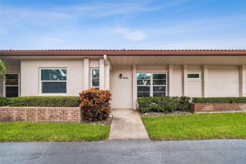 Condo in Dunedin, Florida, 2 bedrooms  № 1903958 - photo 4