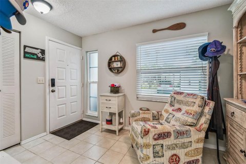 Condo in Dunedin, Florida, 2 bedrooms  № 1903958 - photo 8