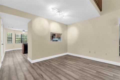 House in New Port Richey, Florida 3 bedrooms, 147.06 sq.m. № 1812888 - photo 9
