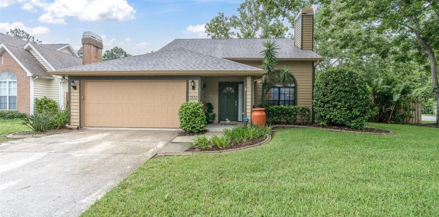 House in New Port Richey, Florida 3 bedrooms, 147.06 sq.m. № 1812888