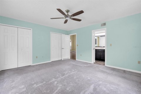 House in New Port Richey, Florida 3 bedrooms, 147.06 sq.m. № 1812888 - photo 18