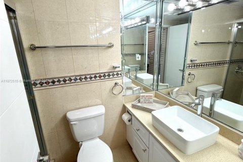 Condominio en alquiler en Hollywood, Florida, 1 dormitorio, 83.24 m2 № 1979779 - foto 12