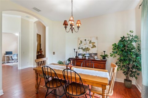 House in Lady Lake, Florida 3 bedrooms, 208.84 sq.m. № 2100109 - photo 12