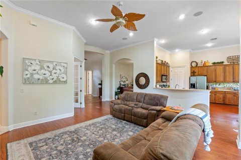House in Lady Lake, Florida 3 bedrooms, 208.84 sq.m. № 2100109 - photo 17