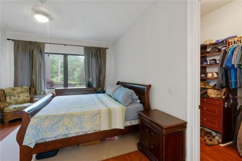 House in Lady Lake, Florida 3 bedrooms, 208.84 sq.m. № 2100109 - photo 25