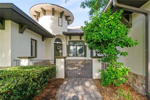 House in Lady Lake, Florida 3 bedrooms, 208.84 sq.m. № 2100109 - photo 7
