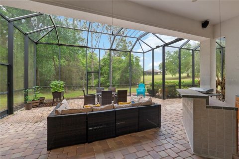 House in Lady Lake, Florida 3 bedrooms, 208.84 sq.m. № 2100109 - photo 3