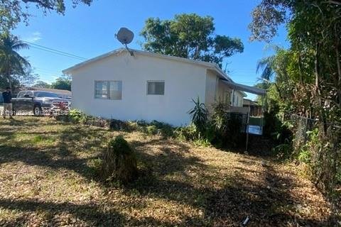House in Hollywood, Florida 3 bedrooms, 128.39 sq.m. № 2055057 - photo 7