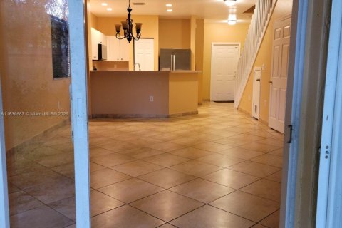 Townhouse in Margate, Florida 3 bedrooms, 125.98 sq.m. № 1828947 - photo 7