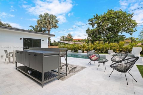 Villa ou maison à vendre à Fort Lauderdale, Floride: 3 chambres, 162.76 m2 № 2067523 - photo 30